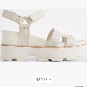 Sorel Women's Joanie IV Platform Wedge Sandals size 9